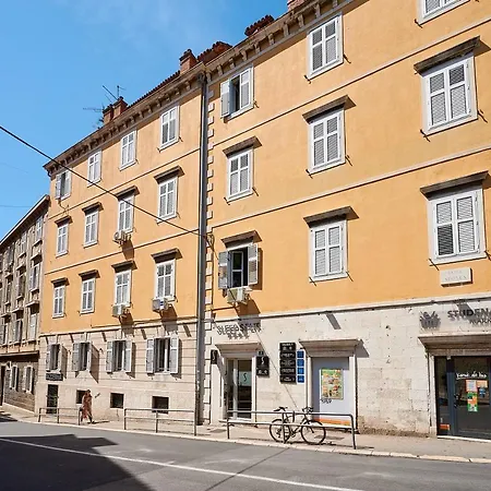 Vendégház Olea